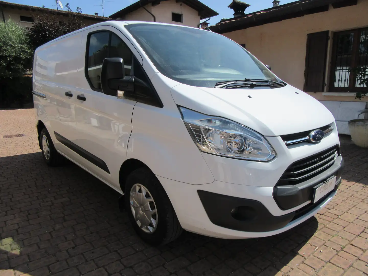 Ford Transit Custom 2.2 Tdci 125cv Furgone Trend Euro 5B Dpf Weiß - 2