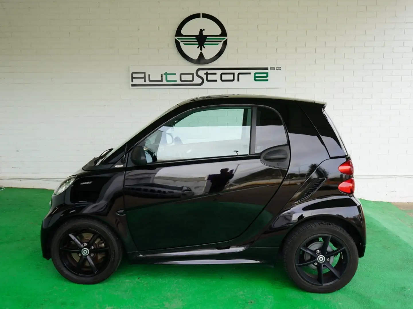 smart forTwo Coupé 52 mhd Pulse Aut. Negro - 2
