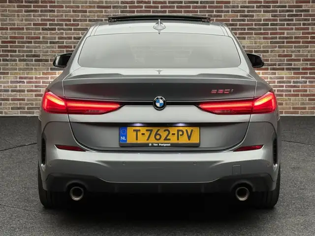 BMW 2 Series view 8