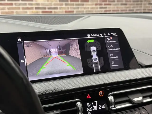 BMW 2 Series view 13