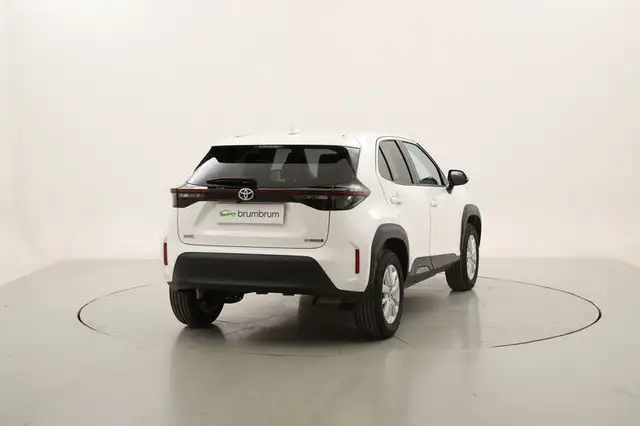 Toyota Yaris Cross view 5