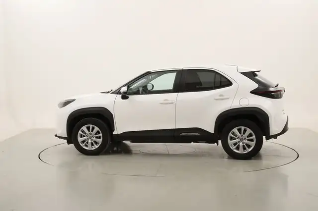 Toyota Yaris Cross view 2