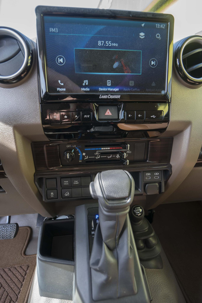 Toyota Land Cruiser Landcruiser GDJ 79 DC 2.8 D-4D 6 A/T LXZ — photo 14