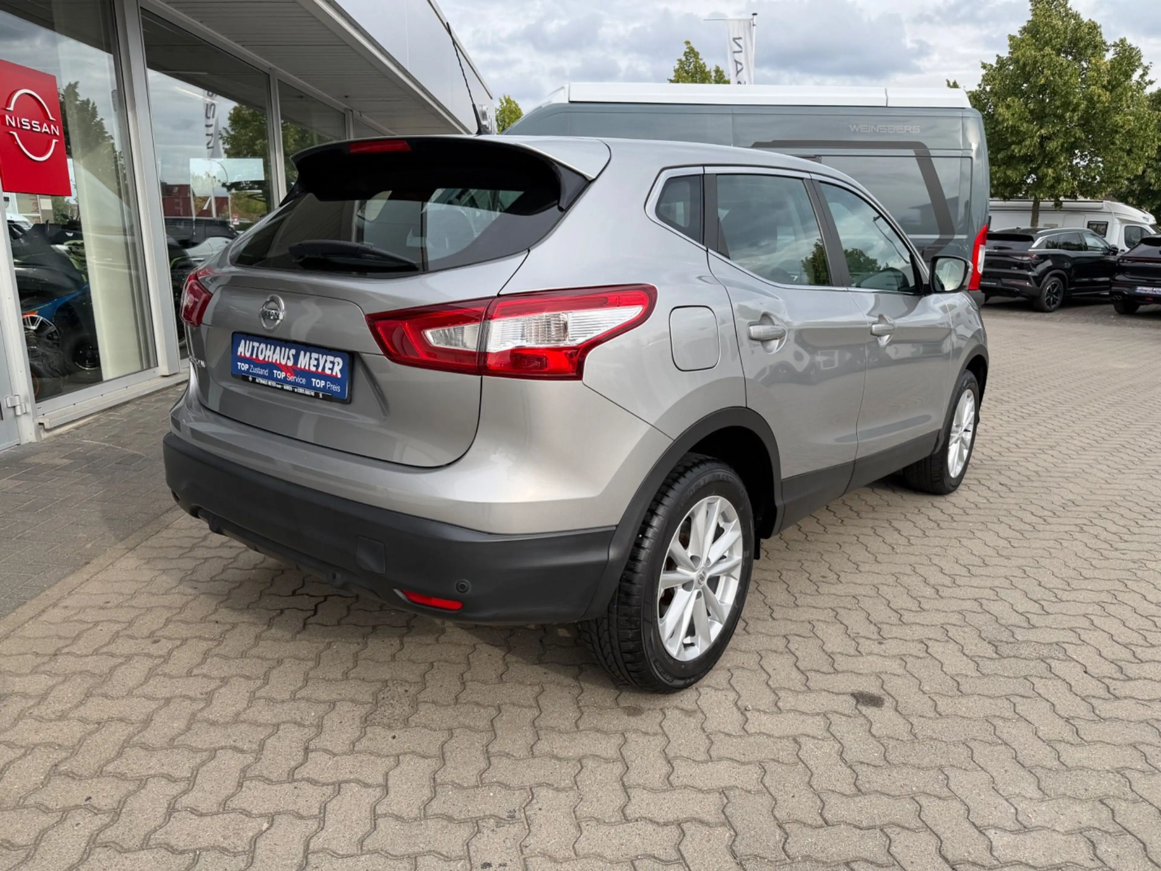 Nissan Qashqai 1.2 DIG-T Acenta Automatik Sitzheizung — photo 2