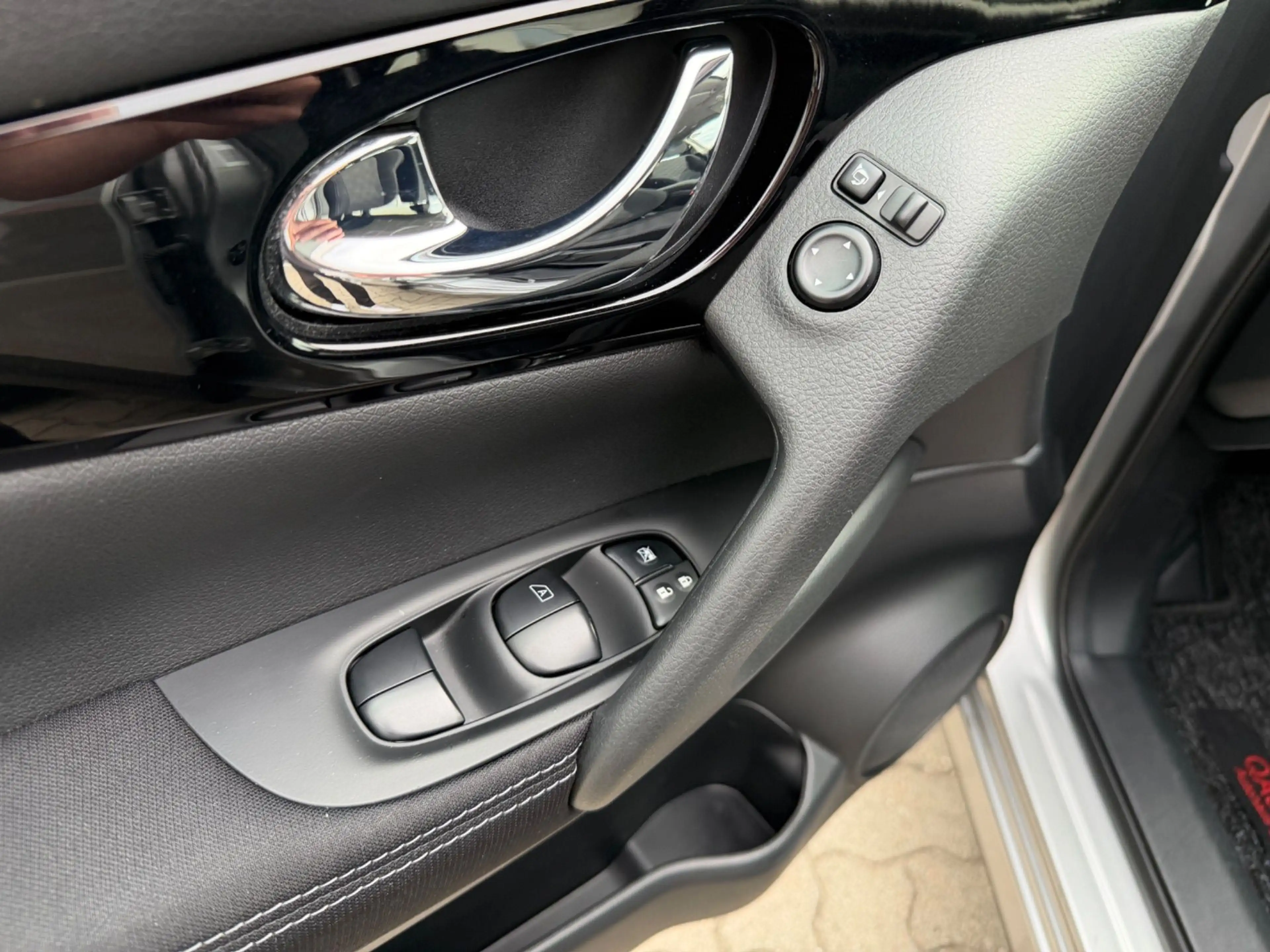 Nissan Qashqai 1.2 DIG-T Acenta Automatik Sitzheizung — photo 16