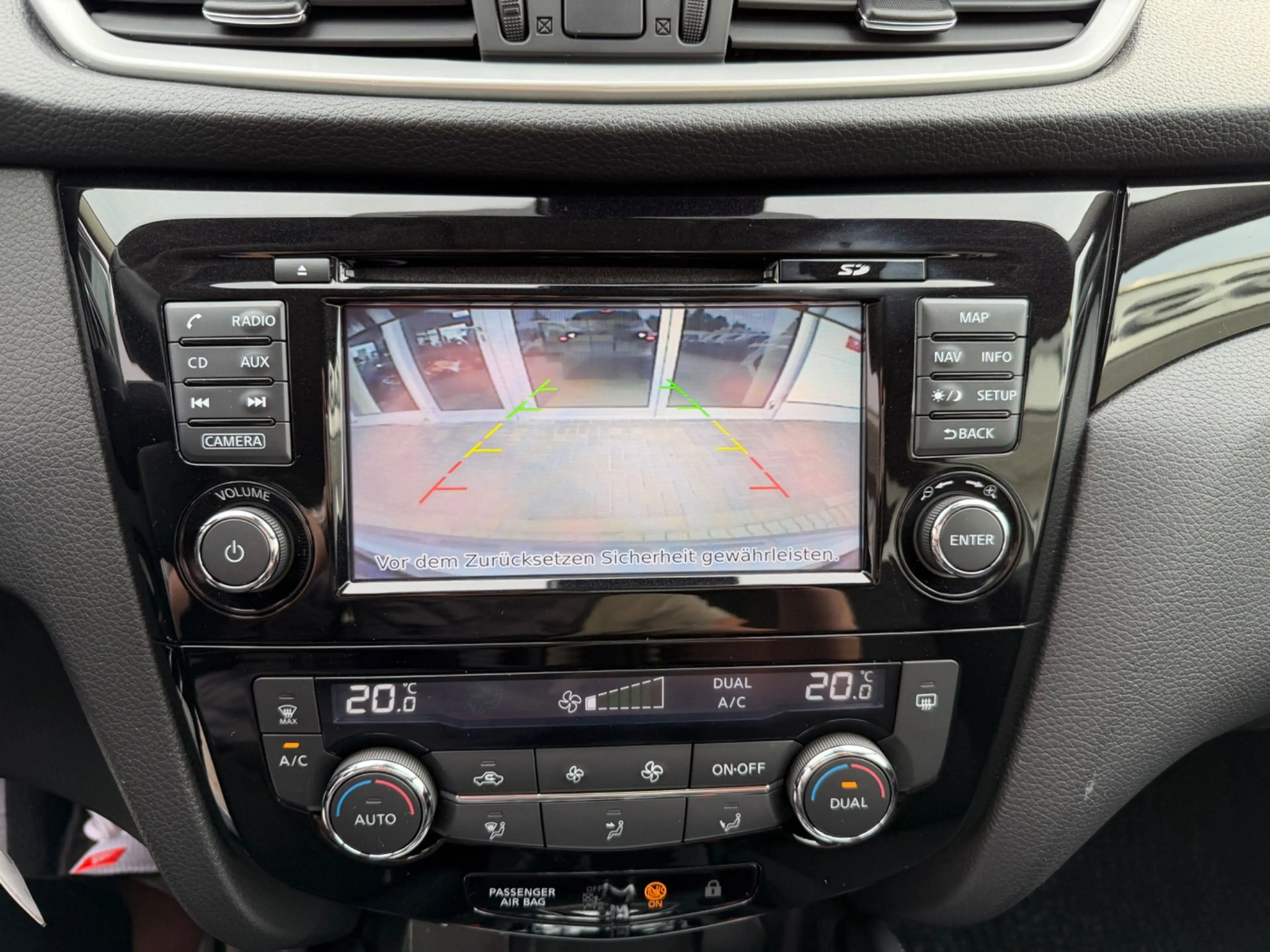 Nissan Qashqai 1.2 DIG-T Acenta Automatik Sitzheizung — photo 11