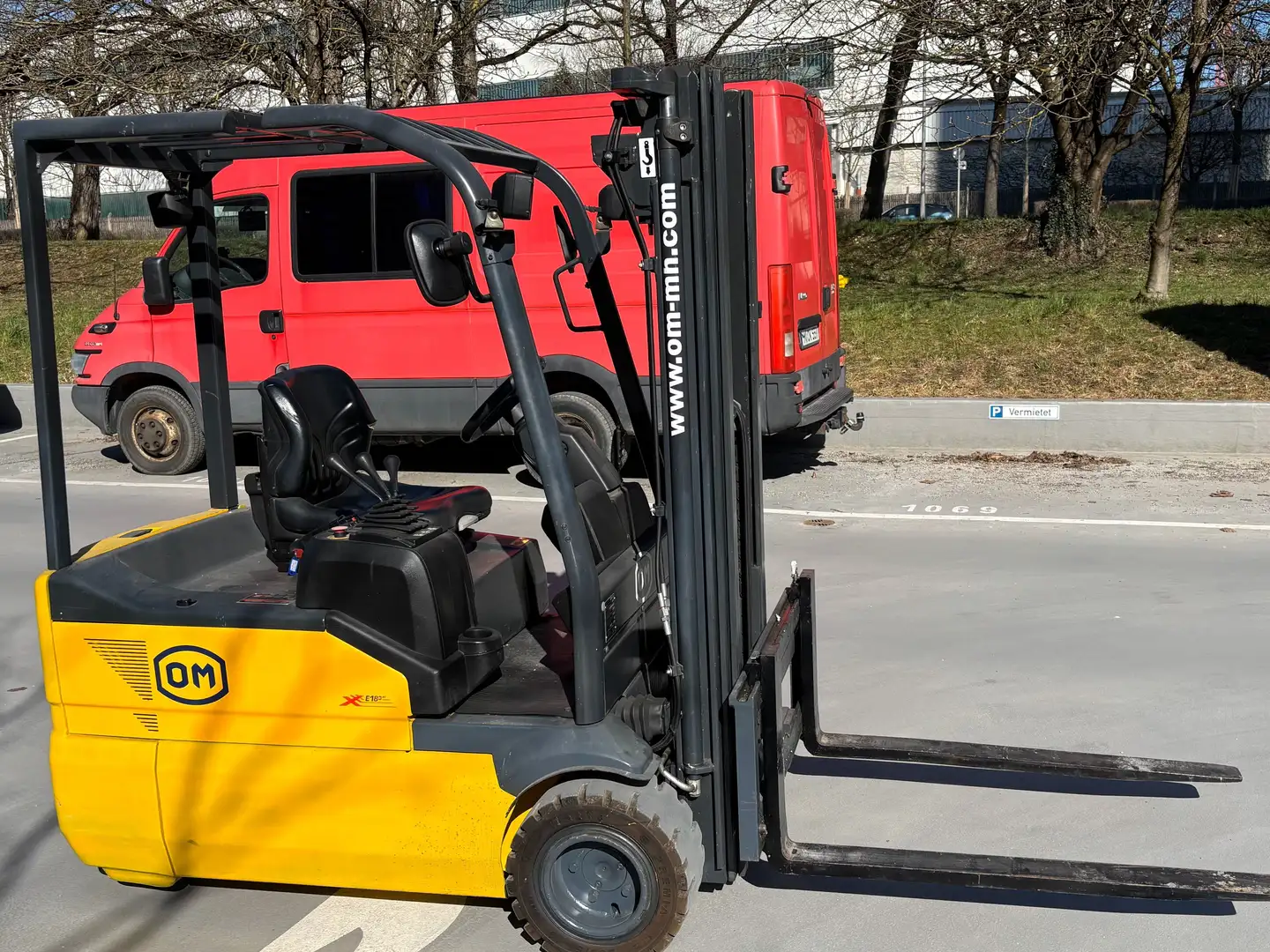 Sonstige Marken XEV OM Pimespo XE18 ac Elektro Gabelstapler Gelb - 1