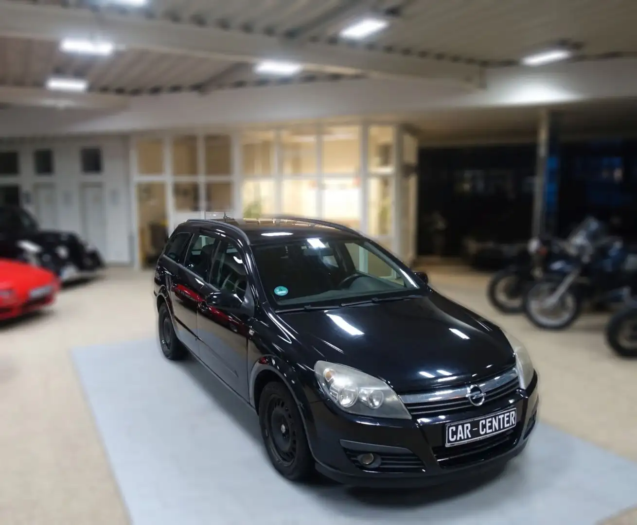 Opel Astra H Caravan Edition Plus Schwarz - 2