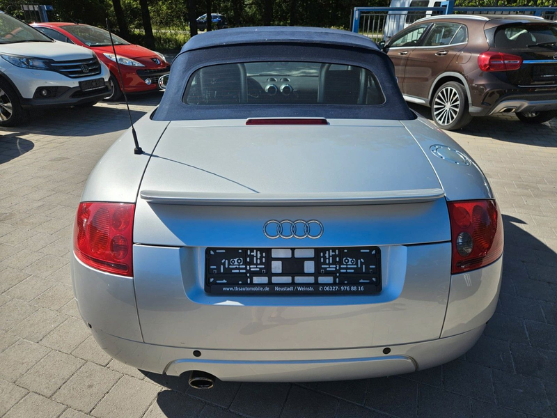 Audi TT Coupe/Roadster 1.8 T Roadster quattro — photo 4