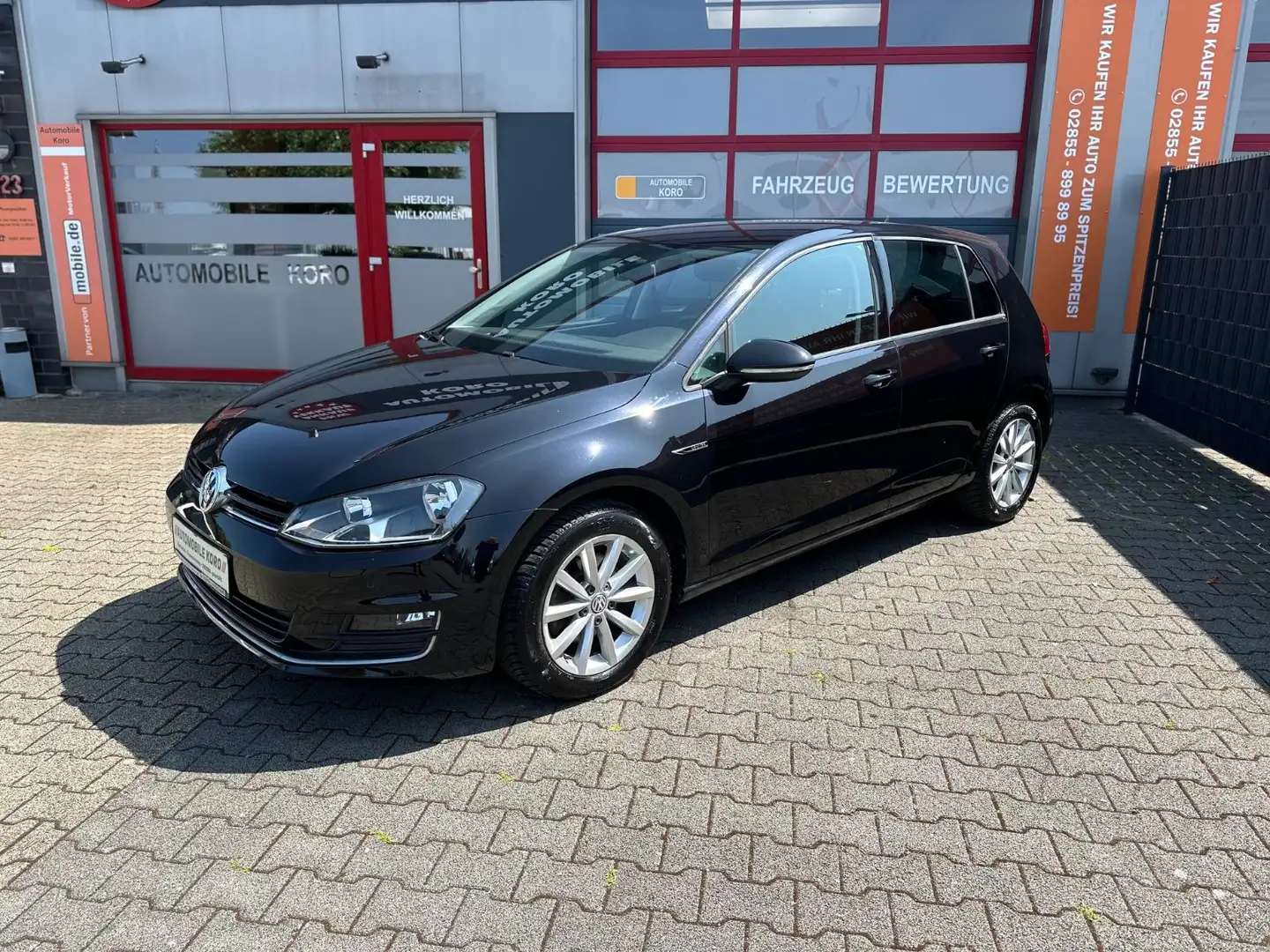 Volkswagen Golf VII Lim. Lounge BMT/Navi/PDC/ Schwarz - 2