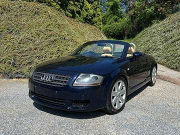 Roadster 3.2i V6 Quattro DSG /RHD /Carnet + Historique complet /Parfait état /Bose /Clim /Cuir /..