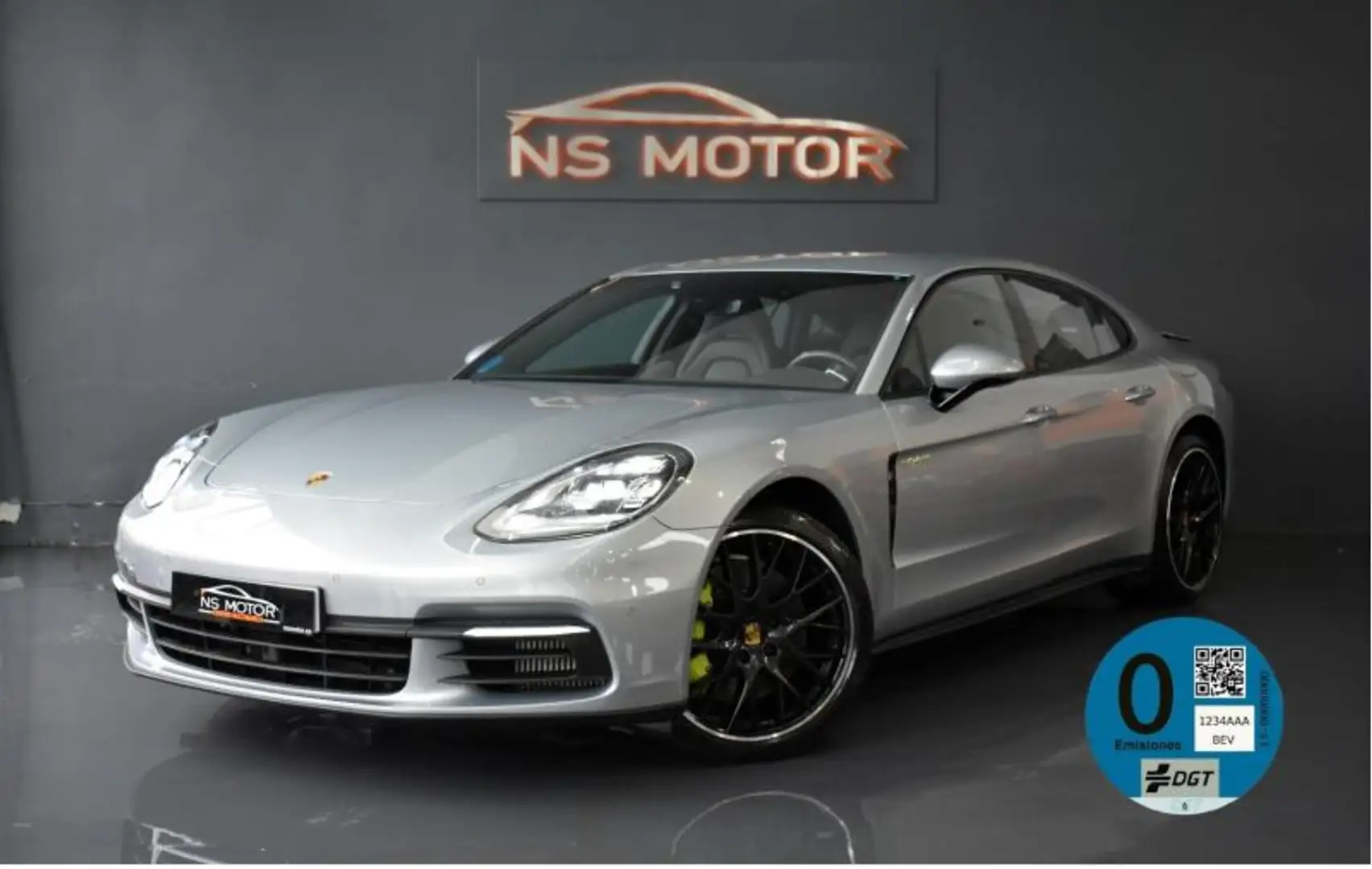 Porsche Panamera 4 e-Hybrid Gris - 1