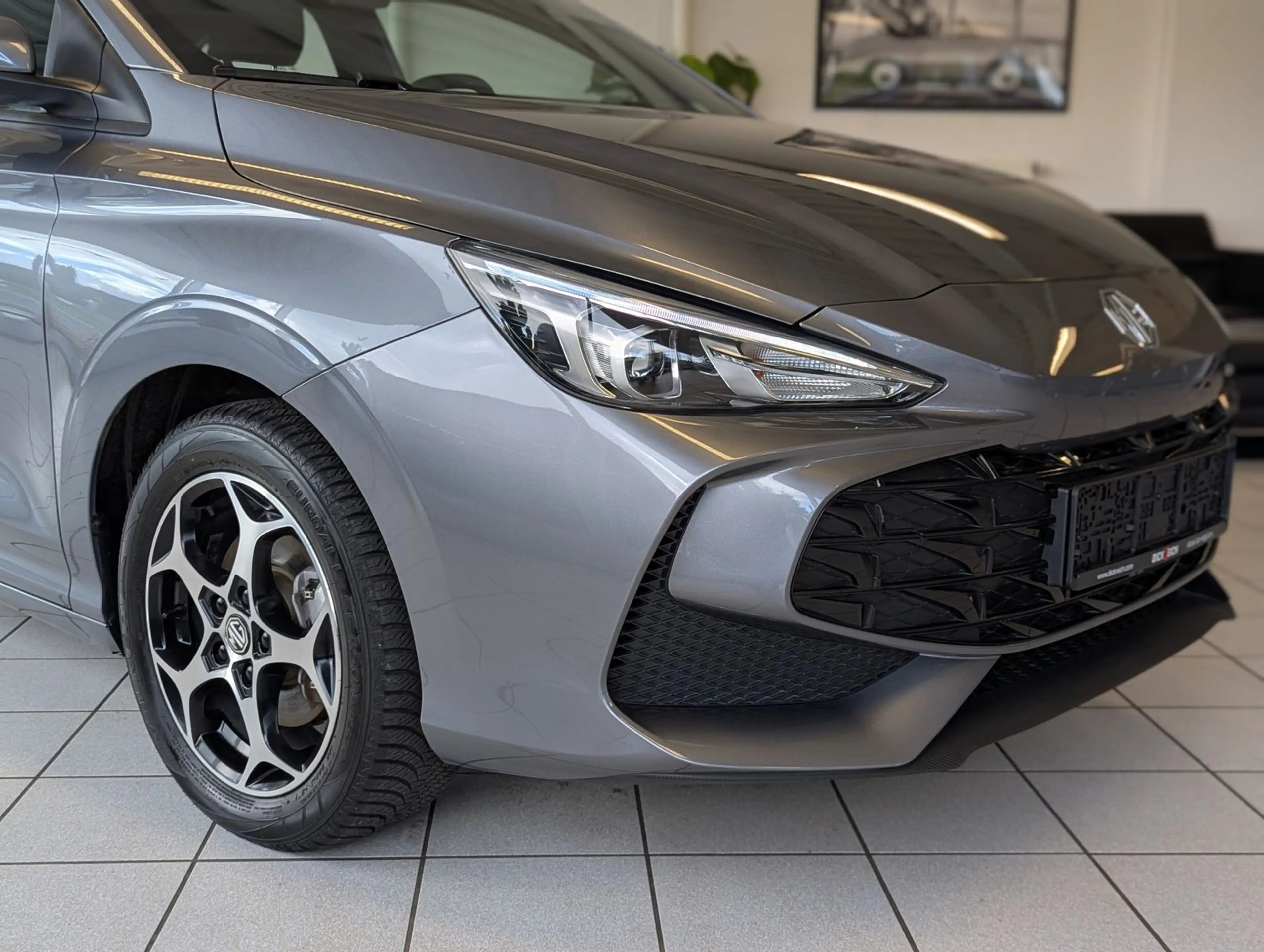 MG MG3 1.5 Comfort Kamera Navi ACC 16" 7J-Garantie — photo 9