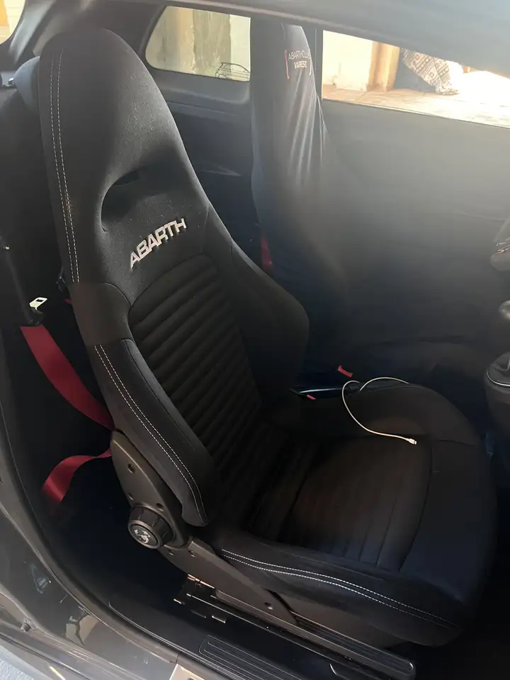 Abarth 595C 2021