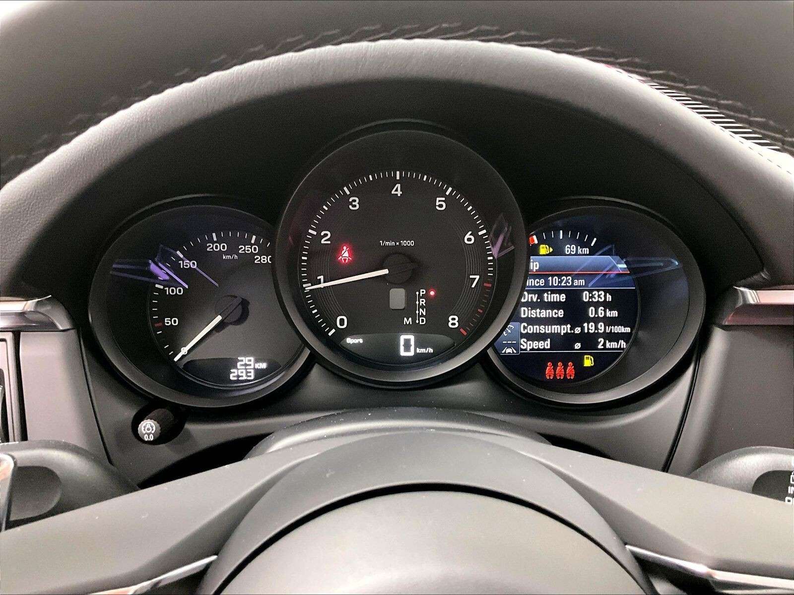 2026 Porsche Macan AWD thumb 20