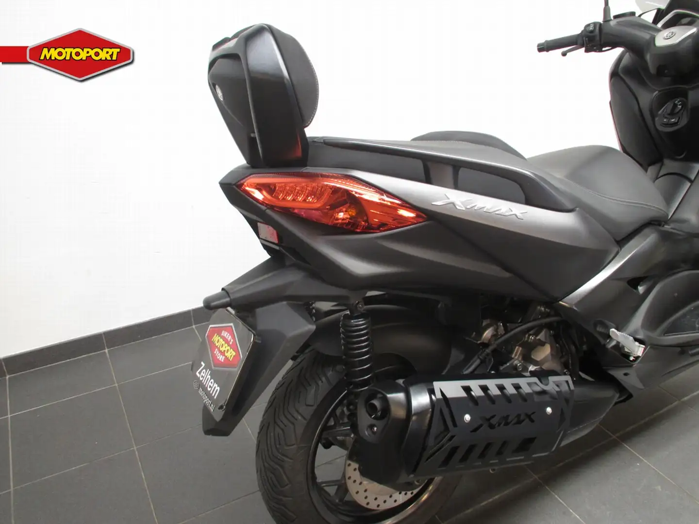Yamaha X-Max 300 ABS Zwart - 2