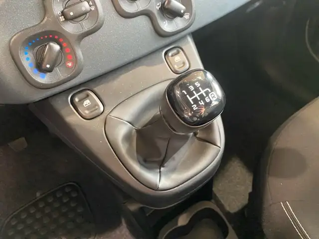 Fiat Panda view 12