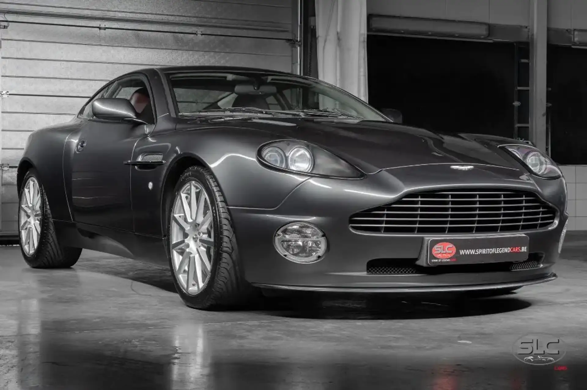 애스턴마틴 뱅퀴시 Coupe 2007 건메탈 사진 2