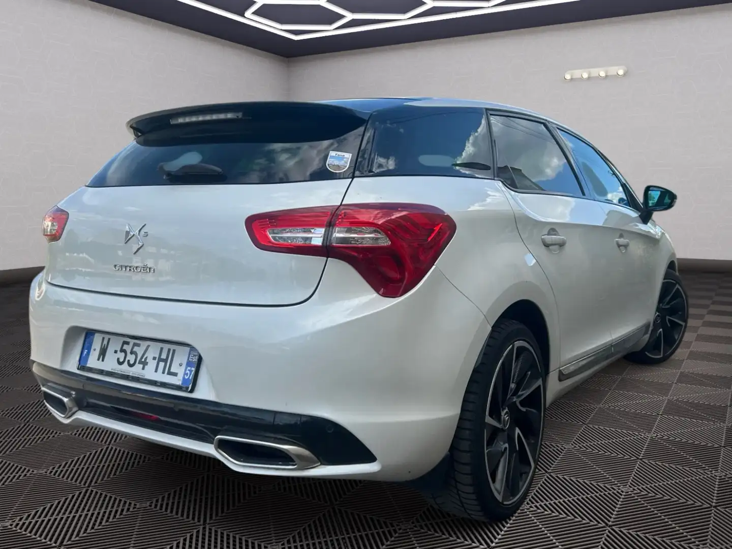 Citroen DS5 SportChic Blanc - 2