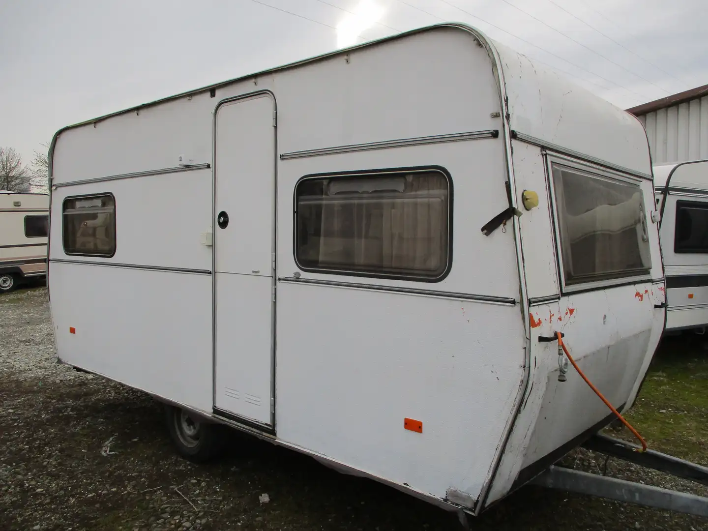 Dethleffs Nomad Standwagen, www.billigwohnwagen. de - 1