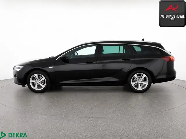 Opel Insignia view 2