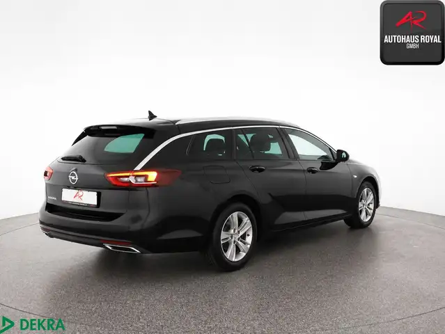 Opel Insignia view 5