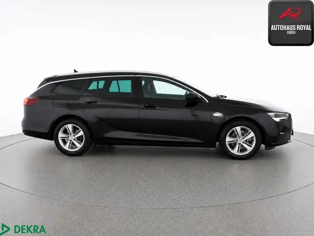 Opel Insignia view 6
