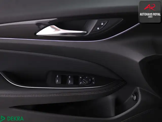 Opel Insignia view 14