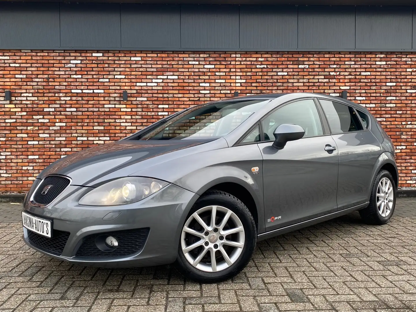 SEAT Leon 1.4 tsi Ecomotive COPA Cruise Stoelverw 145000km! Grau - 1