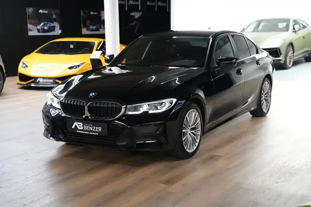 BMW 3 Series view 2