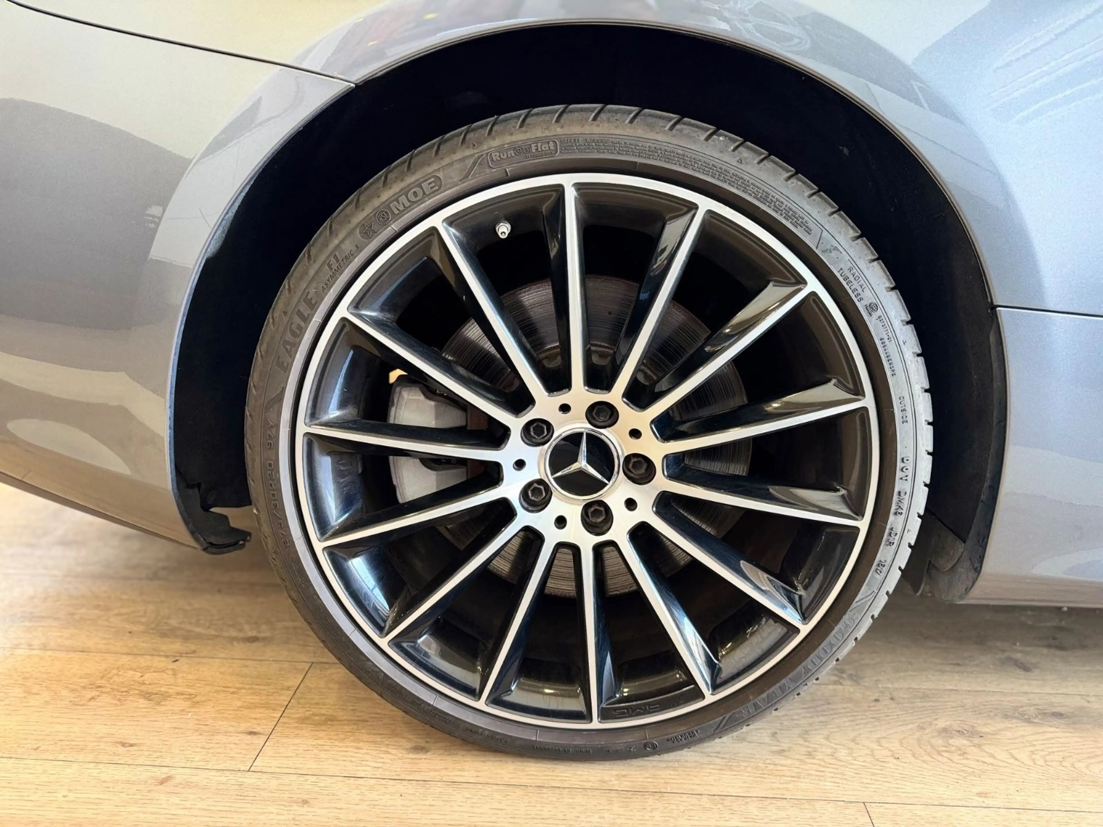 Mercedes-Benz E 53 AMG E 53 Coupe AMG 4Matic**Vollausstatung** — photo 10