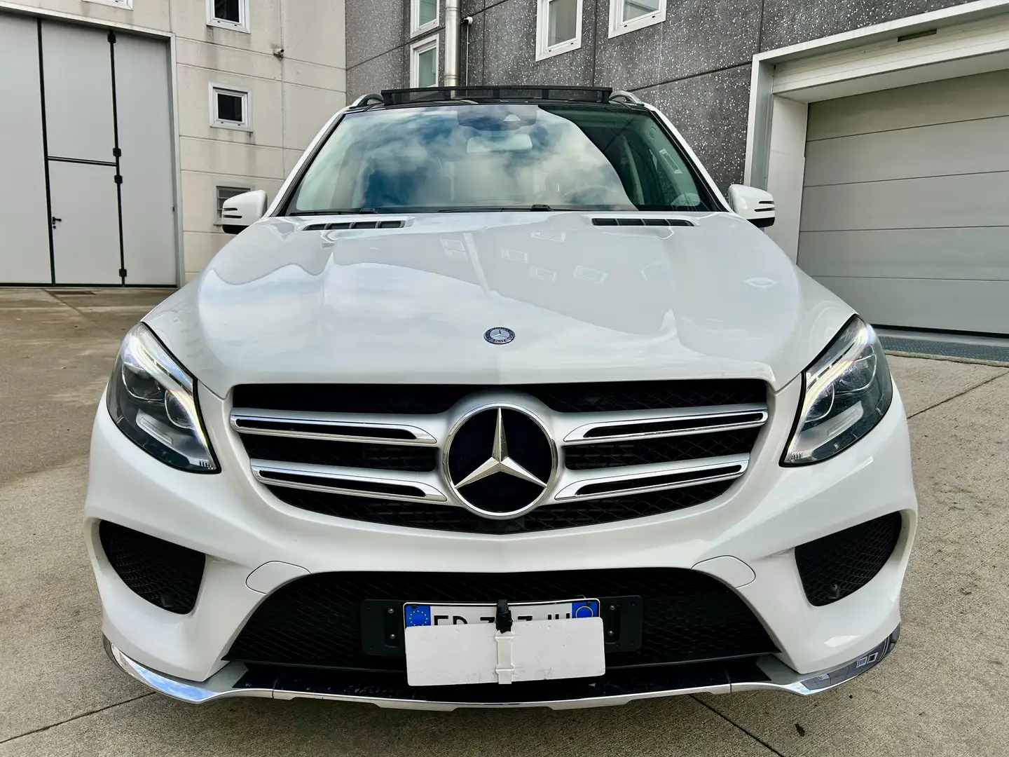 Mercedes-Benz GLE 250 4matic Premium AMG *TETTO *LED *NAVI Blanc - 2