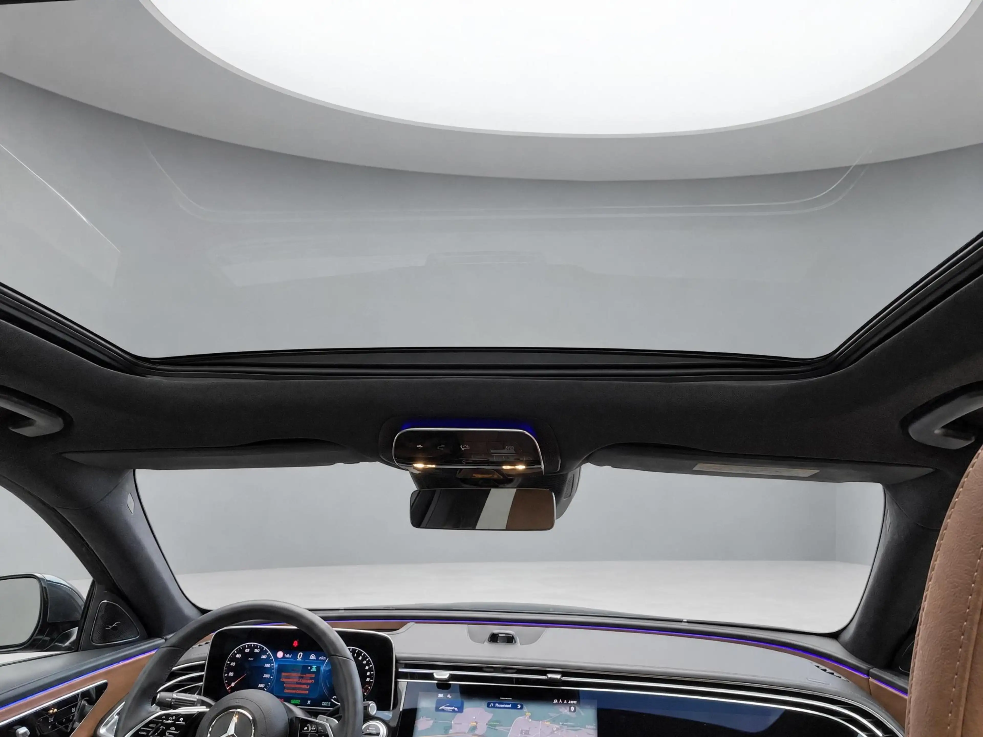 Mercedes-Benz E 400 e 4MATIC Exclusive Line — photo 6