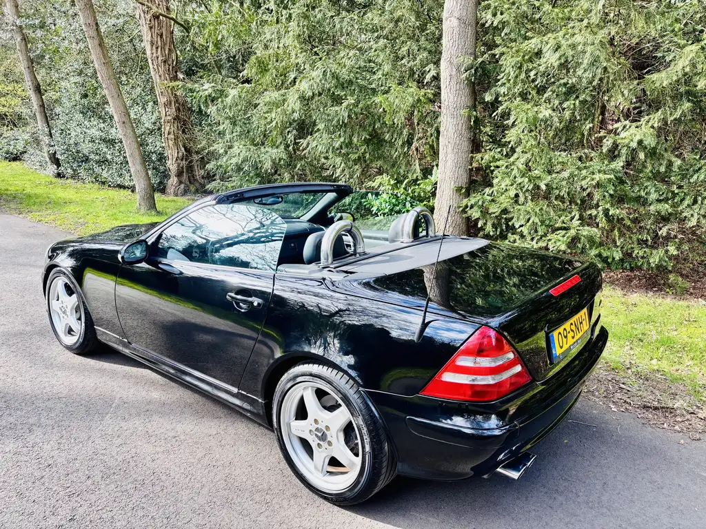 Mercedes-Benz SLK 320 2003 из Европы — купить под ключ