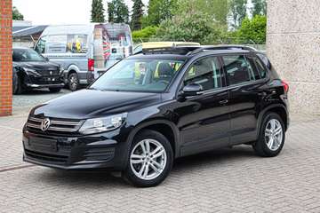 PANORAMISCH-DAK*ACTIEVE-PARKEER-ASSISTENT*MULTIFUNCTIONEEL-STUUR*SLECHTS-60600KM*