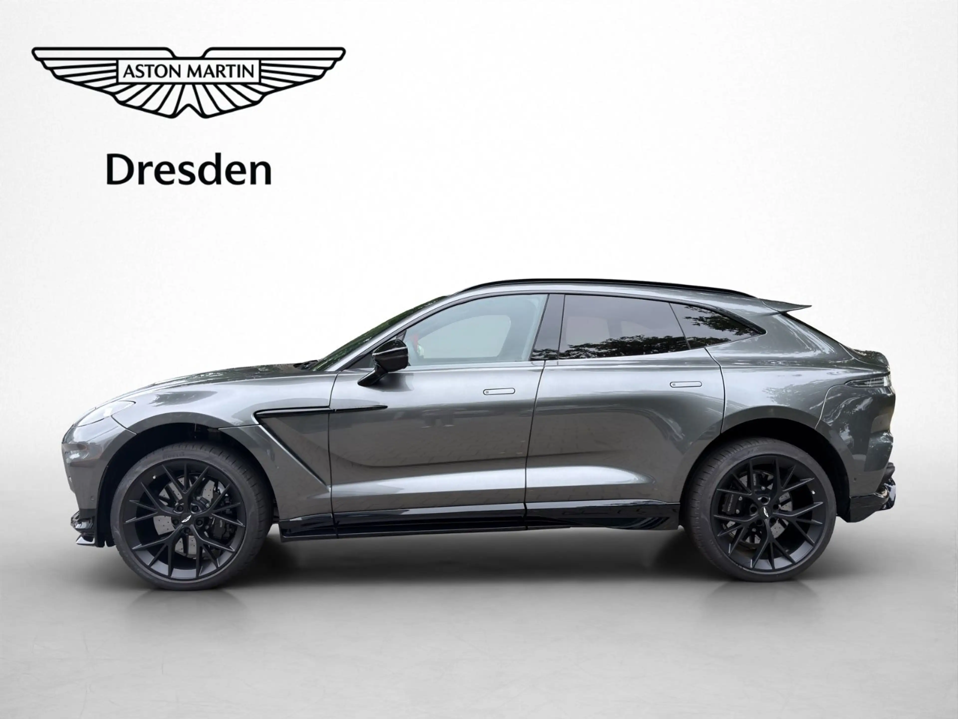 Aston Martin DBX 707 MY25 Facelift — photo 3