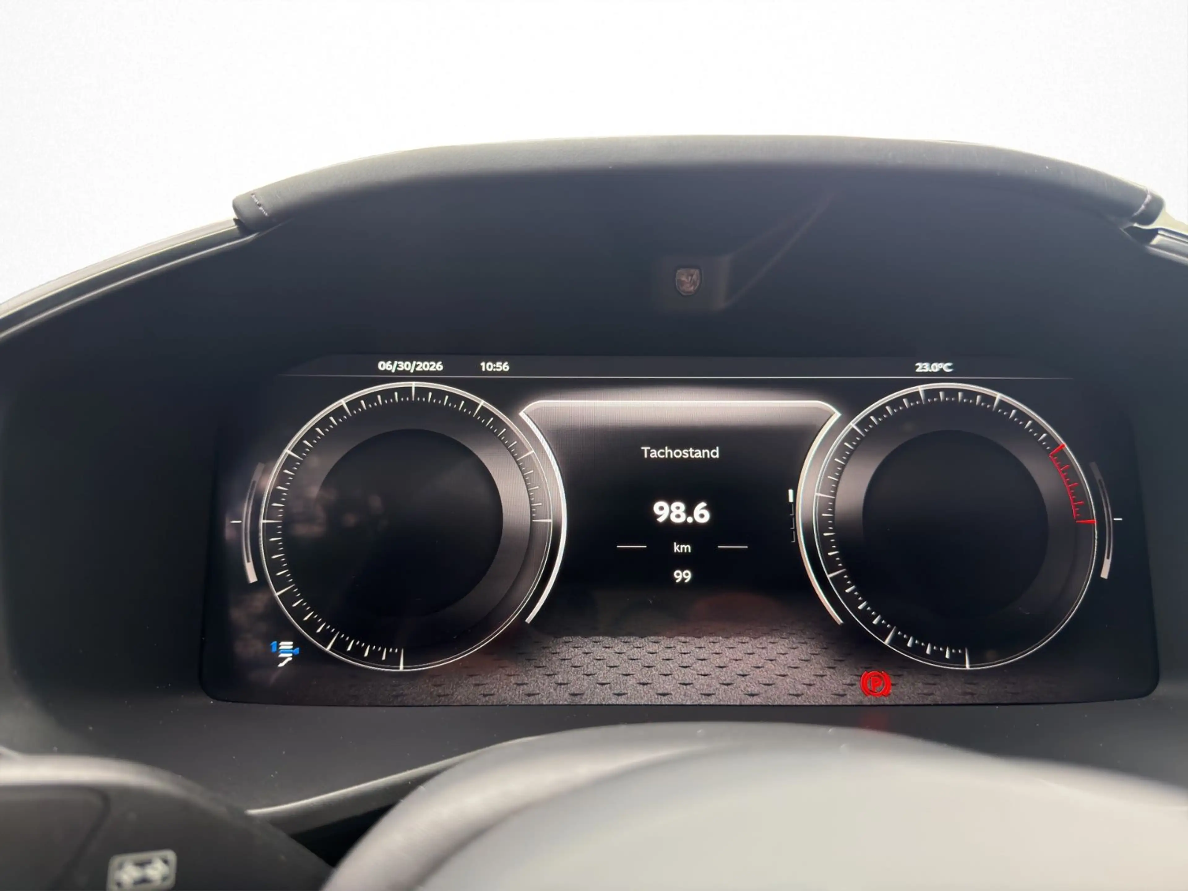 Aston Martin DBX 707 MY25 Facelift — photo 13