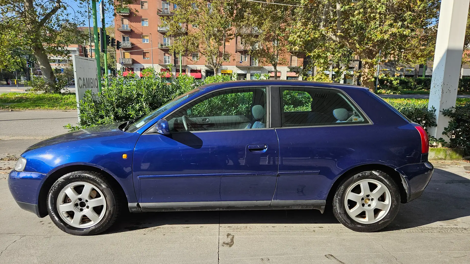 Audi A3 A3 3p 1.8t Ambition Blu/Azzurro - 1