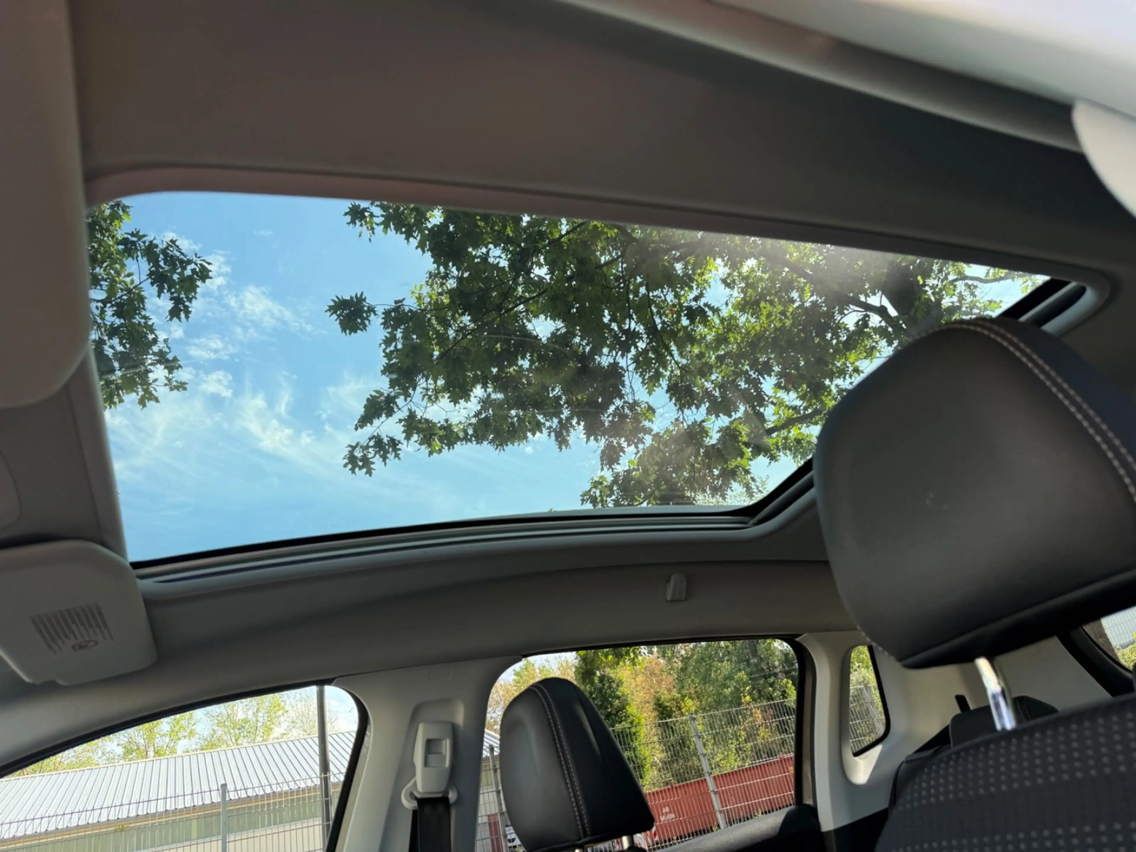 Peugeot 2008 Allure , KW ; 88 , Pano + Klima . — photo 14