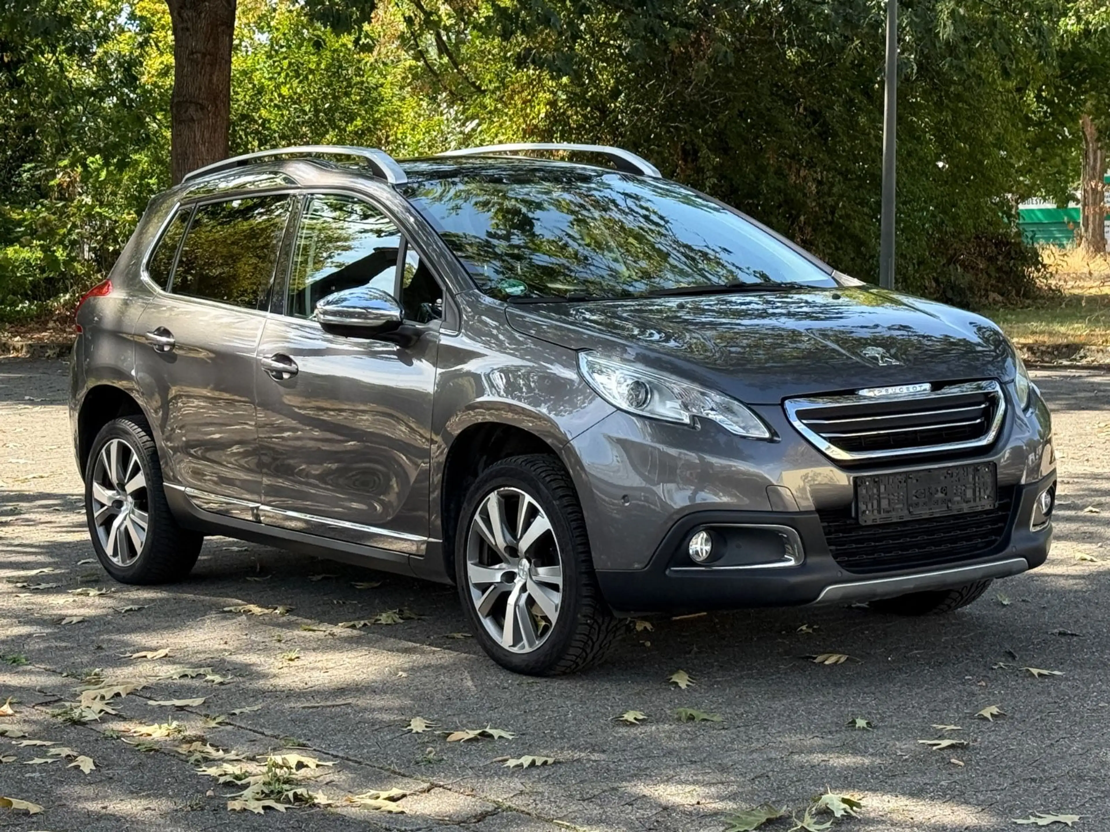 Peugeot 2008 Allure , KW ; 88 , Pano + Klima . — photo 3