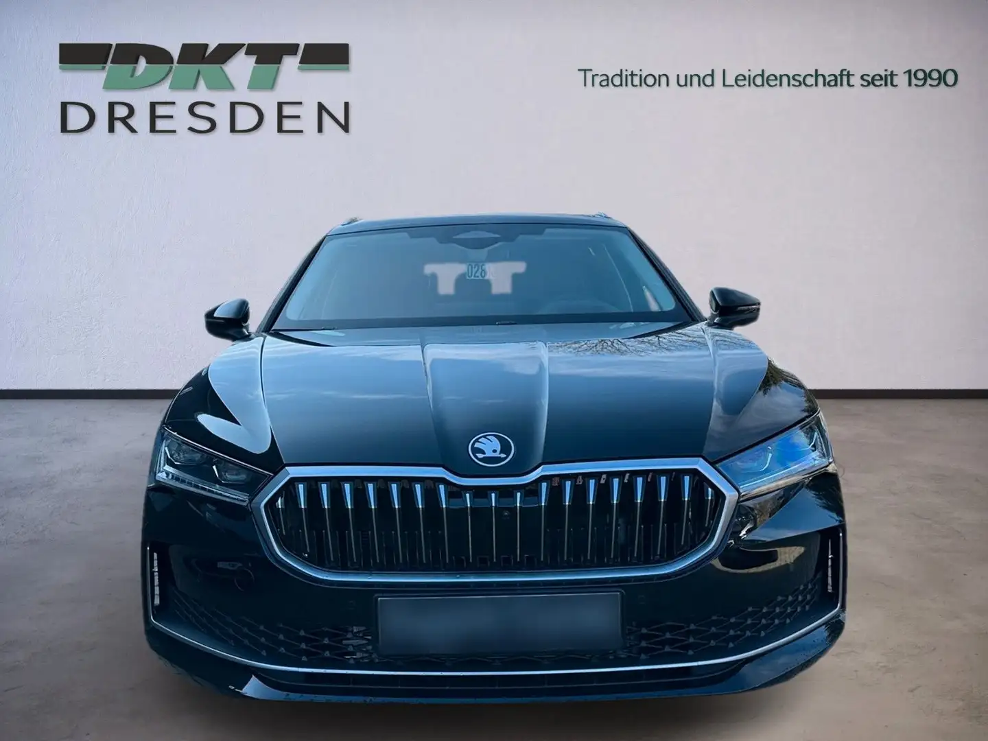 Skoda Superb Combi 4x4 L&K/Matrix/ACC/AHZV/Standh./ Zwart - 2