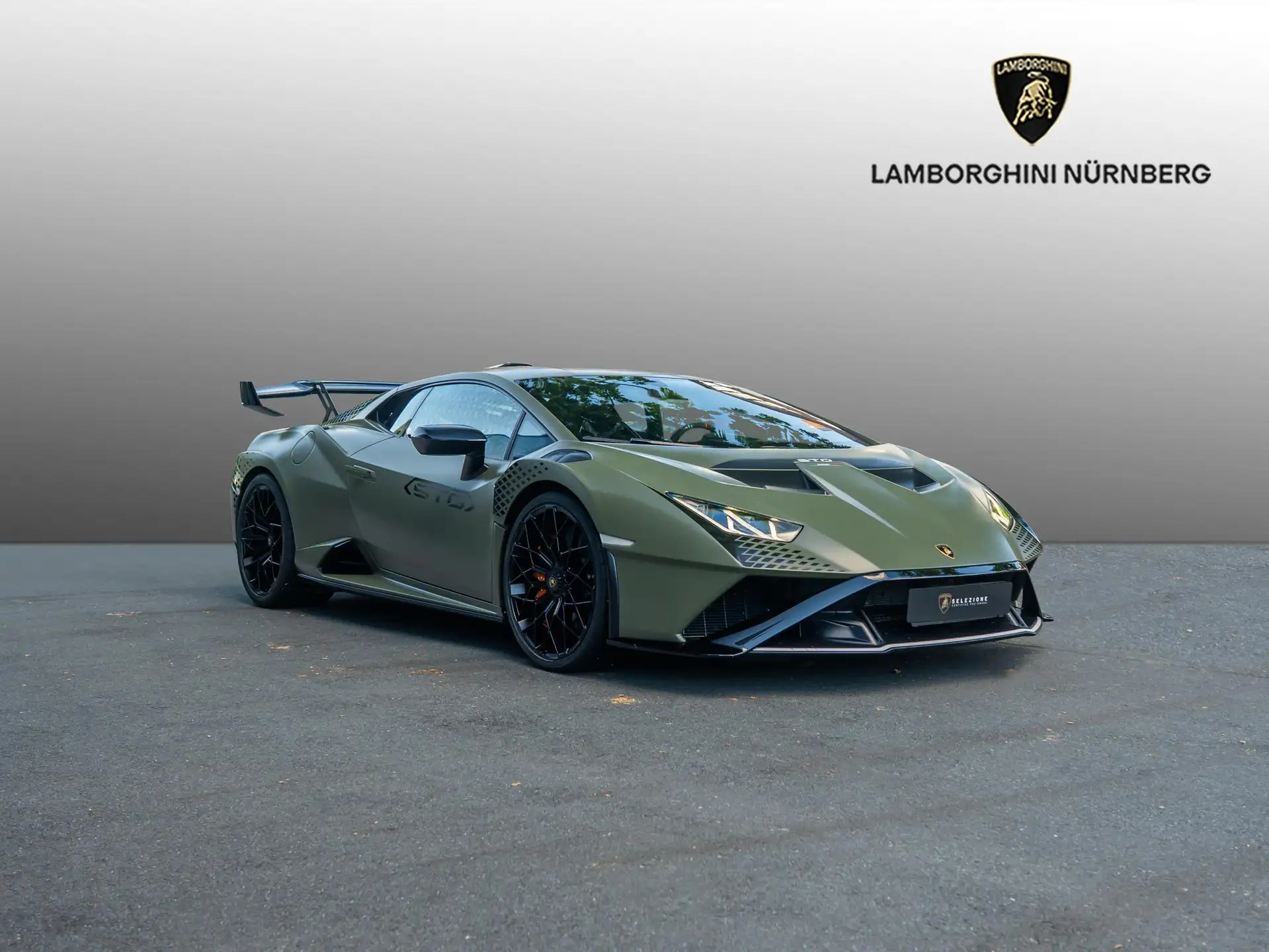 Lamborghini Huracan 2023 초록 사진 1