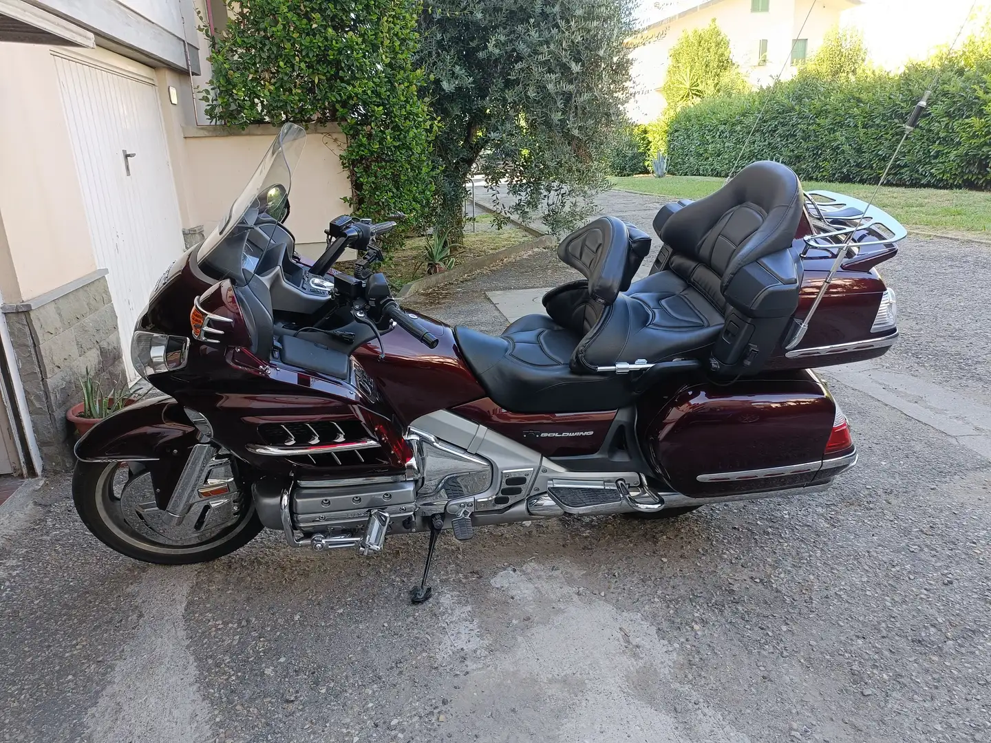 Honda Gold Wing GL 1800 Červená - 1