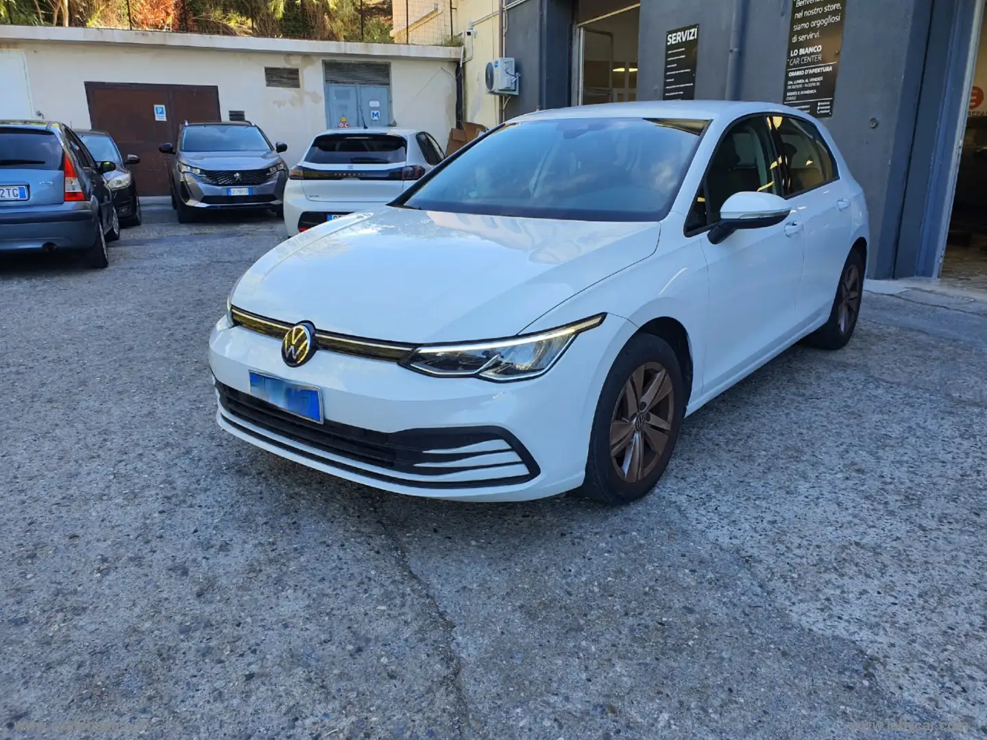 Volkswagen Golf 1.0 TSI EVO Life Bianco - 2