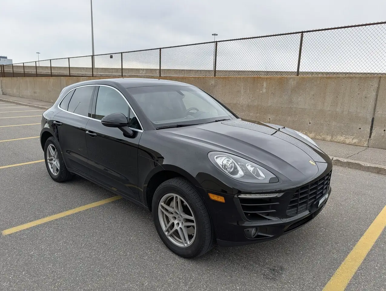 Porsche Macan снимка Porsche Macan
