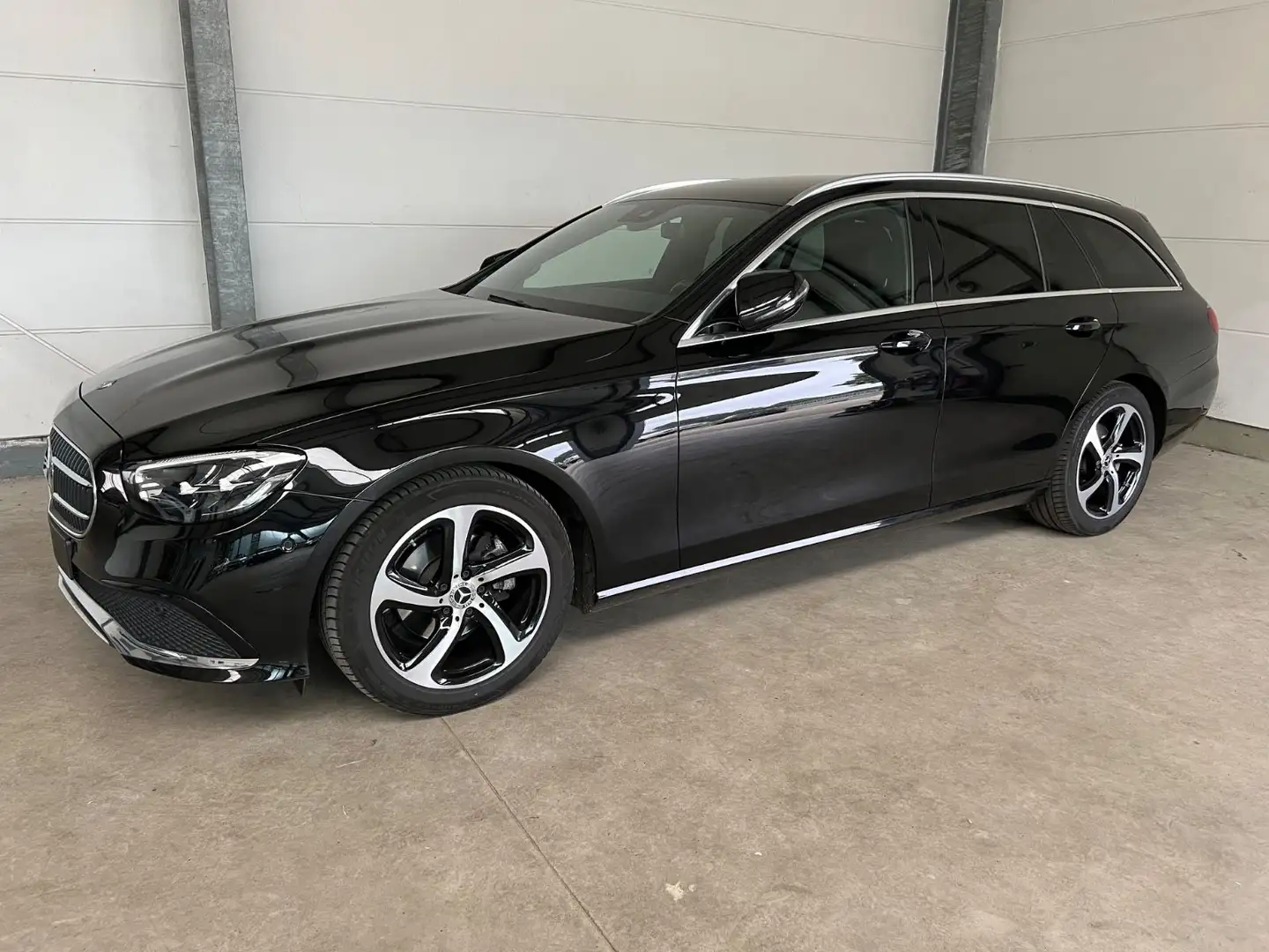 Mercedes-Benz E 200 dT Avantgarde + AHK + sehr gute Ausstattung Negru - 2