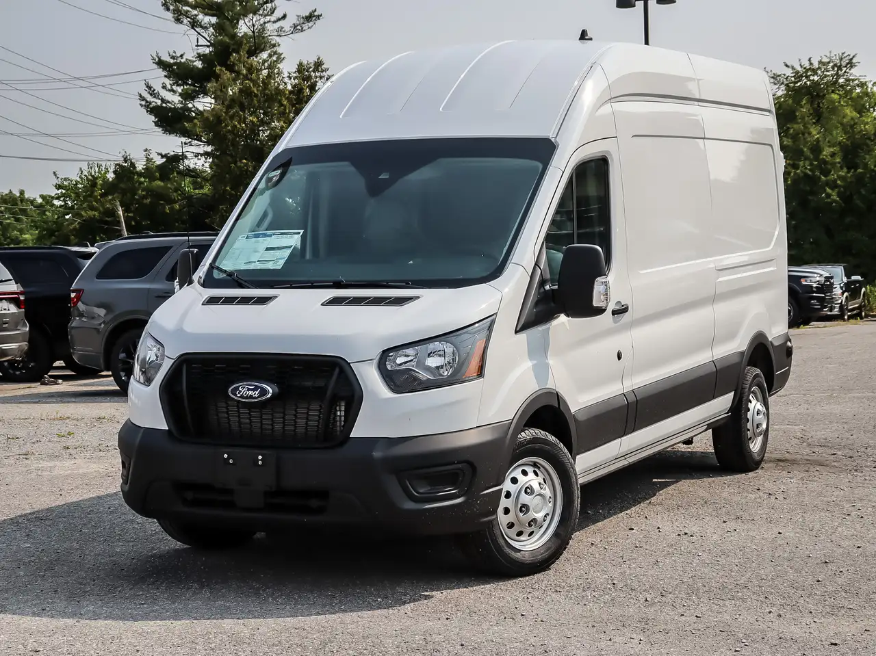 Ford Transit Cargo Van снимка Ford Transit Cargo Van