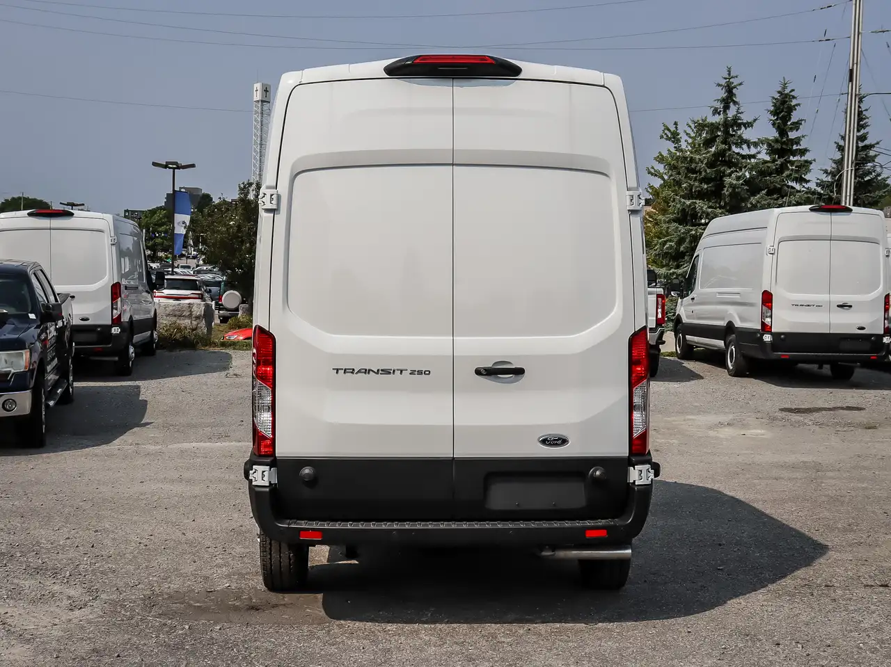 Ford Transit Cargo Van снимка Ford Transit Cargo Van