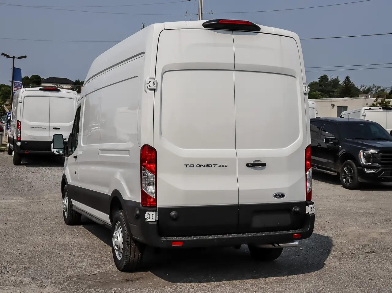 Ford Transit Cargo Van снимка Ford Transit Cargo Van