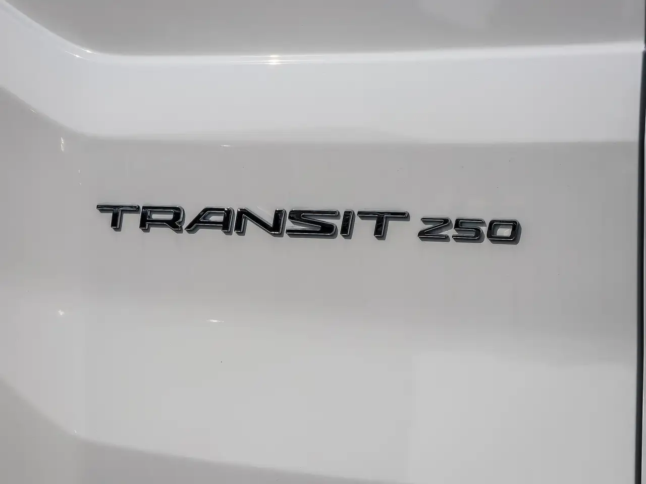 Ford Transit Cargo Van снимка Ford Transit Cargo Van